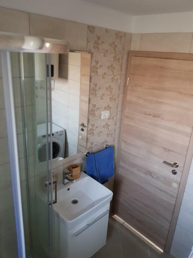 La Bella Vita Marezige Bagian luar foto
